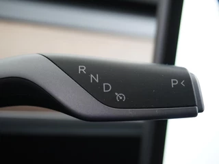 Tesla Model Y Tesla Model Y Performance AWD 75 kWh AUTOPILOT | LEDER | PANO | TESLA GARANTIE T/M 6-2026 - afbeelding nr 26