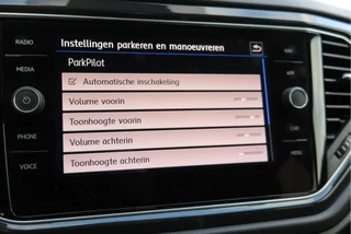 Volkswagen T-Roc Volkswagen T-Roc 2.0 TSI 190pk DSG 4Motion Sport , Virtual cockpit , Led verlichting, Trekhaak (afneembaar), Navigatie, Stoelverwarming,Achteruitrijcamera etc. Nieuwe APK - afbeelding nr 57