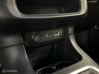 Citroën C3 Citroen C3 1.2  LUXE / LED / CLIMA / NAVI-CARPLAY / ALL SEASON - afbeelding nr 25