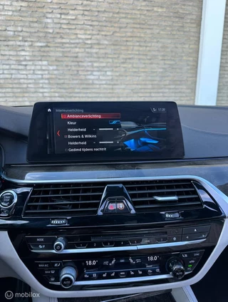 BMW 5 Serie Full Option BMW M550i xDrive Panorama Massage Head Up ACC - afbeelding nr 26