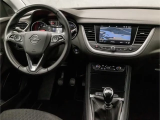Opel Grandland X Opel Grandland X 1.2 Turbo Business Executive (APPLE CARPLAY, GROOT NAVI, CLIMATE, LEDER, TREKHAAK, SPORTSTOELEN, GETINT GLAS, ELEK ACHTERKLEP, LANE ASSIST, NIEUWE APK, NIEUWSTAAT) - afbeelding nr 7