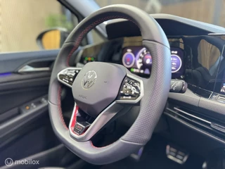 Volkswagen Golf Volkswagen Golf GTI ClubSport Performance| Akra | Pano| 19” - afbeelding nr 23