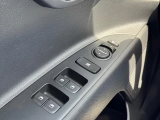 Kia Stonic Kia Stonic 1.0 T-GDI 100Pk MHEV DynamicLine Airco Cruise Camera Trekhaak - afbeelding nr 27
