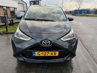 Toyota Aygo Toyota Aygo 1.0 VVT-i x-play LTD NAVI-AIRCO-5 DEURS - afbeelding nr 3