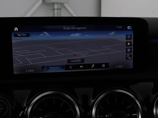 Mercedes-Benz A-Klasse Mercedes-Benz A-klasse 250e Business Solution Luxury | Leder | Stoelverwarming | Trekhaak | Camera | Navigatie | Full LED | Park Assist | Climate control | Widescreen - afbeelding nr 21