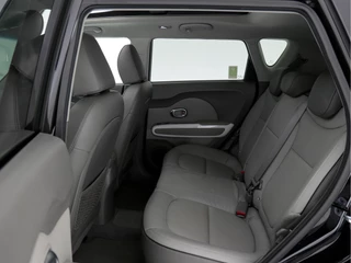 Kia e-Soul Kia e-Soul EV Executive-Plus-Line (INCL-BTW) Aut  *PANO | NAPPA-LEATHER | LED-LIGHTS | NAVI-FULLMAP |  CAMERA | KEYLESS | ECC | PDC | CRUISE | DAB | DIGI-COCKPIT | COMFORT-SEATS | 16