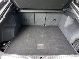 Audi Q3 Audi Q3 35 TFSI S edition Automaat Navi 20