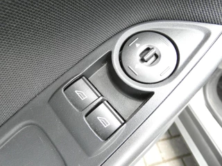 Ford Focus Ford Focus Wagon 1.0 100 PK Trend | AIRCO | 124000 KM!!! - afbeelding nr 16