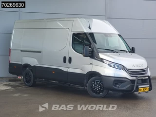 Iveco Daily Iveco Daily 35S21 210PK 3.0L Black Edition 2025 model ACC LED Trekhaak Camera Navi 12m3 Airco Trekhaak - afbeelding nr 2