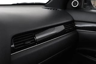 Mitsubishi Outlander Mitsubishi Outlander 2.4 PHEV Intense+ | Schuifdak | Leder | Stoel & stuurverwarming | 360 camera | Navigatie | Carplay | Full LED | Standkachel - afbeelding nr 27
