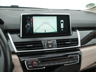 BMW 2 Serie BMW 2 Serie Gran Tourer 218D High Executive Luxury-Line 7-Pers Aut. *PANO | NAVI-FULLMAP | LUXURY-LEATHER | FULL-LED | ECC | KEYLESS | HEATED-COMFORTSEATS | SHIFT-PADDLES | AMBIENT-LIGHT | CAMERA | HEAD UP | PDC | TOWBAR | 17