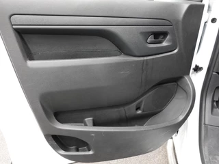 Opel Vivaro Opel Vivaro 2.0 BlueHDi 145PK L3 Automaat Sport-Edition Airco Bluetooth Cruise Control Navigatie Trekhaak - afbeelding nr 12