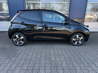 Toyota Aygo Toyota Aygo 1.0 VVT-I X-CITE CLIMA. CAMERA. LM VELGEN. KEYLESS. ALL.IN. - afbeelding nr 4