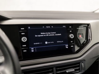 Volkswagen Polo (APPLE CARPLAY, GROOT NAVI, PARKEERSENSOREN, ADAPTIVE CRUISE, LM VELGEN, SPORTSTOELEN, DAB+, NIEUWE APK, NIEUWSTAAT) - afbeelding nr 24