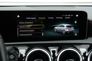 Mercedes-Benz A-Klasse Mercedes A-klasse 220 AMG Automaat 191 PK |PANORAMADAK, WIDESCREEN, 360 CAMERA, NIGHT PAKKET, STOELVERWARMING, PDC, LED| - afbeelding nr 17
