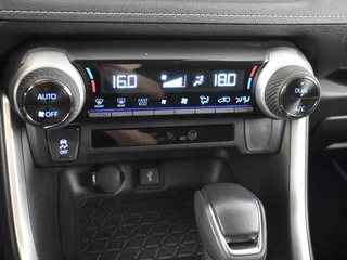 Toyota RAV4 Toyota RAV4 2.5 Hybrid Dynamic | Navigatie | Parkeersensoren - afbeelding nr 25