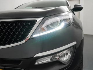 Kia Sportage - Navigatie - Camera - Climate control - Cruise control - All Season - 12 maanden garantie - afbeelding nr 14