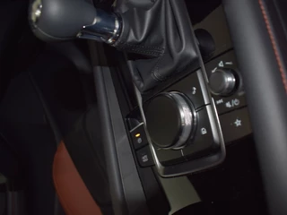 Mazda 3 Mazda 3 2.5 e-SA-G Nagisa 140pk NAVI CARPLAY BOSE® *DEMO* - afbeelding nr 18
