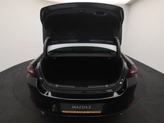 Mazda 3 Mazda 3 2.0 e-SkyActiv-G Exclusive-line met Driver Assistance & Sound Pack, Black Comfort Pack en Design Pack | demo voordeel - afbeelding nr 15