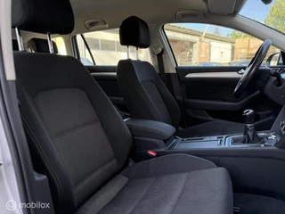 Volkswagen Passat Volkswagen Passat Variant 1.4 TSI | Clima | Cruise | Navi - afbeelding nr 36