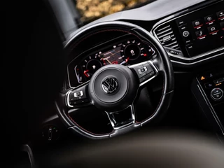 Volkswagen T-Roc Volkswagen T-Roc 1.5 TSI R-Line|PANO|19''|ACC|NAV|CARPLAY - afbeelding nr 26