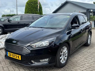 Ford Focus - 74921752-0