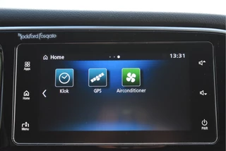 Mitsubishi Outlander | NL-Auto | Camera | Trekhaak | Carplay | Standkachel | Keyless | Stoel- & stuurverwarming | Allweathers | LED / Xenon - afbeelding nr 18