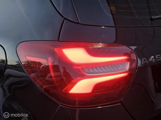 Mercedes-Benz A-Klasse Mercedes A-klasse 180 AMG Line Camera/Stoelverwarming - afbeelding nr 29