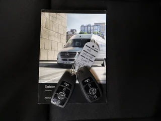Mercedes-Benz Sprinter Mercedes-Benz Sprinter 315CDI 9G-Tronic Automaat L2H2 | 3500Kg Trekken | Touchscreen | Camera | 3-Persoons | Airco | Cruise - afbeelding nr 5