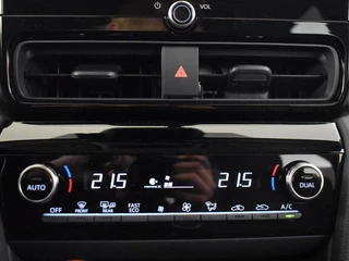Toyota Yaris Cross Toyota Yaris Cross 1.5 Hybrid 130 Executive | Stuur en Stoelverwarming | PDC V+A | - afbeelding nr 26