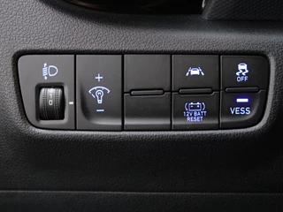Hyundai Kona Hyundai Kona 1.6 GDI HEV Comfort | Hybride | Trekhaak | Camera - afbeelding nr 22
