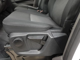 Ford Transit Custom Ford Transit Custom 300 2.0 TDCI L2H1 Trend Dubbele Cabine Automaat Airco Bluetooth Cruise Control Navi Trekhaak - afbeelding nr 17