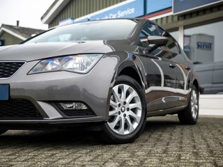 SEAT Leon | Navigatie & Apple Carplay/Android Auto | Parkeersensoren | Hoogteverstelling stoelen | Climate control | Donker getint glas | Cruise control - afbeelding nr 28