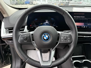 BMW iX1 BMW iX1 eDrive20 67 kWh 204pk | X-Line | Travel Pack  | Innovation Pack | Adaptieve cruise controle | HiFi System Harman Kardon | Panoramadak | Head up Display - afbeelding nr 17