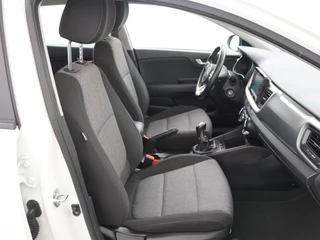 Kia Stonic - Navigatie - Camera - Airco - Cruise control - 17 inch LM velgen - Fabrieksgarantie tot 03-2027 - afbeelding nr 23