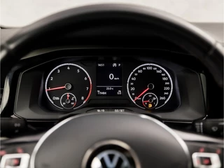 Volkswagen Polo Volkswagen Polo 1.0 TSI Sportline Automaat (APPLE CARPLAY, PARKEERSENSOREN, LM VELGEN, GETINT GLAS, SPORTSTOELEN, ADAPTIVE CRUISE, PARKEERSENSOREN, NIEUWSTAAT) - afbeelding nr 21