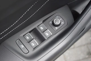 Volkswagen Arteon Volkswagen Arteon Shooting Brake 2.0 TSI DSG R-Line black /Panodak/IQ Led/Trekhaak*UNIEK* - afbeelding nr 36