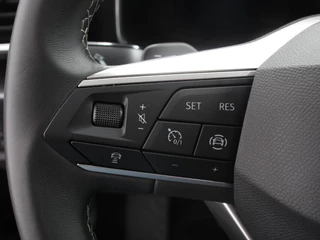SEAT Leon SEAT Leon 1.0 eTSI 110pk DSG Style Navigatie Apple Carplay/ Android Auto Camera Parkeersensoren Stoel- en stuurverwarming Cruise Control Virtual Cockpit Climate Control - afbeelding nr 15