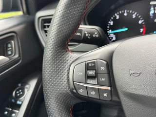 Ford Focus Ford Focus Wagon 1.0 EcoBoost Hybrid ST Line | Navigatiesysteem | Stoelverwarming | Stuurverwarming | LED verlichting | Apple CarPlay | Achteruitrijcamera | Inparkeerhulp | Parkeersensoren voor en achter - afbeelding nr 9