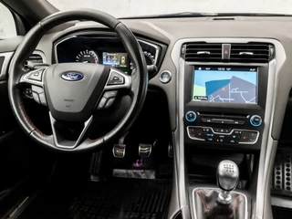 Ford Mondeo Ford Mondeo Wagon 1.5 ST Line 161Pk (APPLE CARPLAY, GROOT NAVI, STOELVERWARMING, GETINT GLAS, SPORTSTOELEN, TREKHAAK, PARKEERSENSOREN, NIEUWE APK, NIEUWSTAAT) - afbeelding nr 7