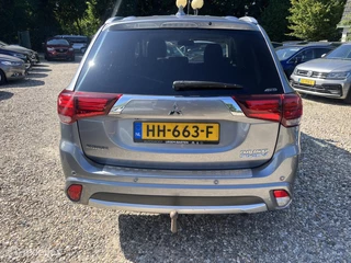 Mitsubishi Outlander Mitsubishi Outlander 2.0 PHEV instyle+Dealer onderhouden - afbeelding nr 13