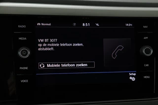 Volkswagen Polo Volkswagen Polo 1.0 TSI R Line | Panoramadak | Park Assist |  Carplay | Adaptive cruise | Climate control | PDC | Navigatie | Bluetooth | LED - afbeelding nr 24