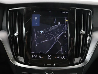 Volvo V60 Volvo V60 2.0 D4 Momentum | 1e eigenaar | Panoramadak |  Leder | Trekhaak | Stoelverwarming | Carplay | Navigatie | Full LED - afbeelding nr 10