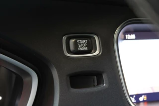 Volvo V40 Volvo V40 2.0 D3 Business Sport PANO| R DESIGN - afbeelding nr 61
