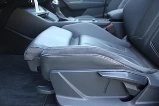 Audi Q3 Audi Q3 Sportback 35 TFSI 150PK S-TRONIC 7 S EDITION * NIEUWSTAAT * | S-LINE EXTERIEUR | S-LINE INTERIEUR | AUDI VIRTUAL COCKPIT | PANORAMISCH SCHUIF / KANTELDAK | NAVIGATIE | TWIN LEDEREN BEKLEDING ZWART MET ROTSGRIJS STIKSEL | VOORSTOELEN VERWARMBAAR | ACHTERUITRIJCAMERA | PARKEERSENSOREN VOOR / ACHTER | DODEHOEK DETECTIE |  ALARM SYSTEEM | FULL LED KOPLAMPEN INCLUSIEF LED ACHTERLICHTEN | ZWARTE HEMELBEKLEDING | AUDI SOUND SYSTEM | AMBIENTE VERLICHTING | 18