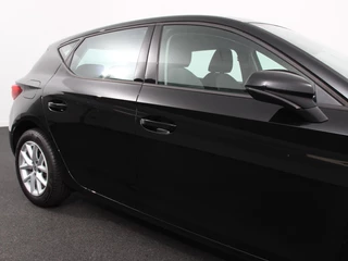 SEAT Leon SEAT Leon 1.0 eTSI 110pk DSG Style Navigatie Apple Carplay/ Android Auto Camera Parkeersensoren Stoel- en stuurverwarming Cruise Control Virtual Cockpit Climate Control - afbeelding nr 31