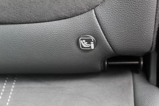 Opel Crossland Opel Crossland 1.2-110pk Turbo 'Elegance'. Mooie en luxe hoogzitter met weinig km's ! Volautm. airco dual, cruise control, camera, comfortstoelen, metallic lak,  LM wielen, navigatie, telefoonvoorb., lane- en side assist, parkeersensoren v+a,  LED verlichting  etc. - afbeelding nr 29