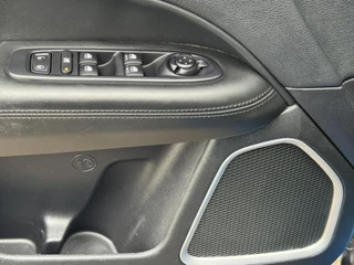 Jeep Compass Jeep COMPASS 1.4 MultiAir Sport Cruise control Climate control Apple / Android DAB Achteruitrijcamera - afbeelding nr 25