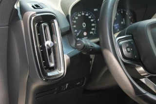Volvo XC40 Volvo XC40 T2 Essential | Parkeercamera | Stoelverwarming | Leder | Pilot Assist | BLIS | Keyless - afbeelding nr 28