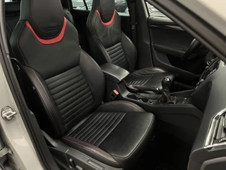 Škoda Octavia Škoda Octavia Combi 2.0 TDI RS /184PK / AUTOMAAT / LEDER / PANODAK / Trekh. 1600KG. - afbeelding nr 10